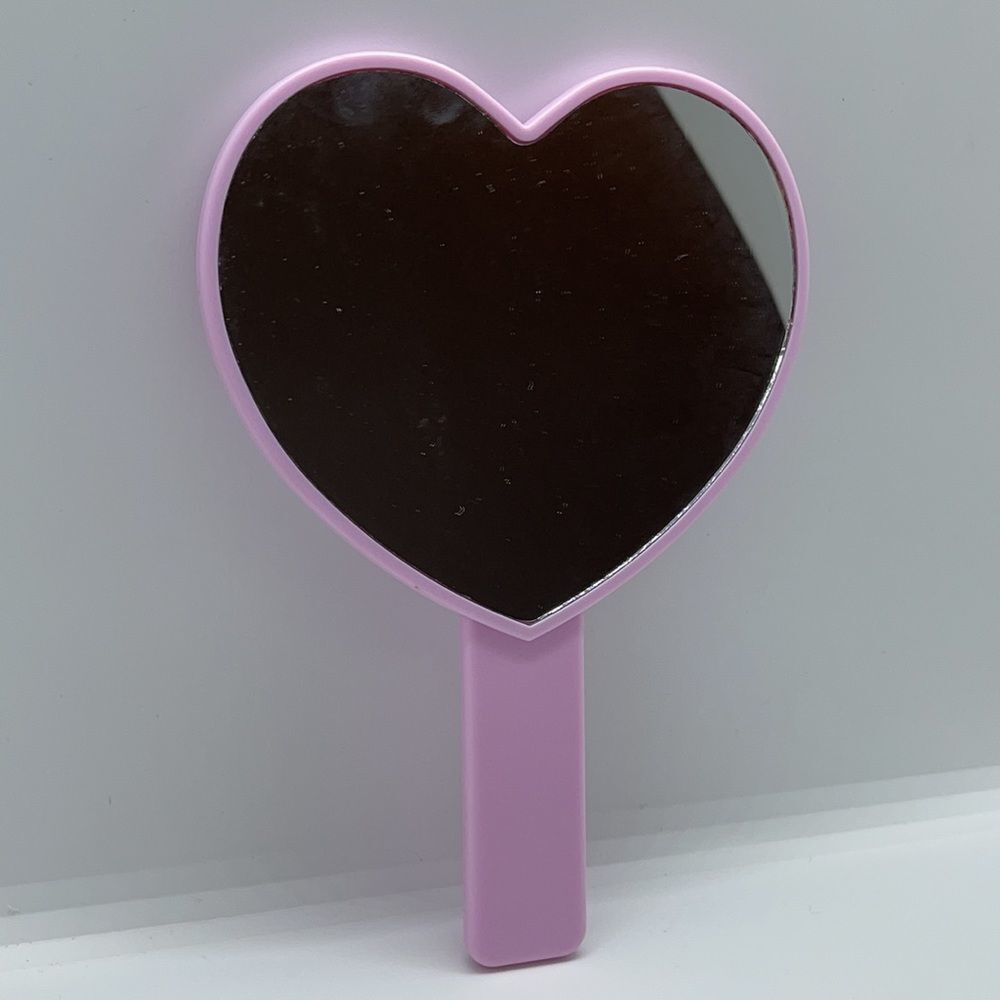 NWT Pink Heart Shaped Hand Held Mirror - Picture 5 of 6